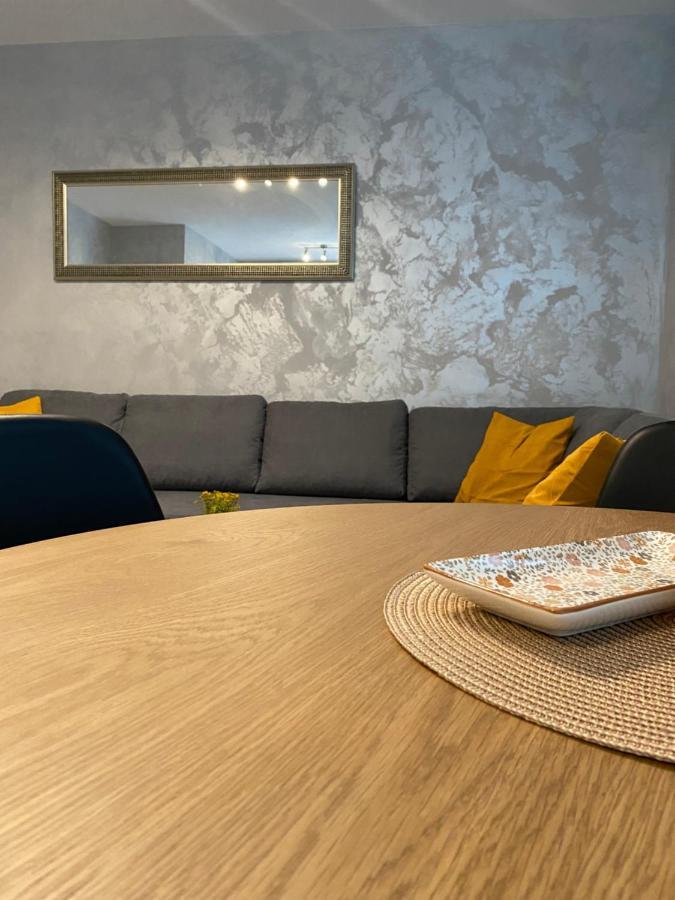 Maja Apartman Dunajská Streda المظهر الخارجي الصورة